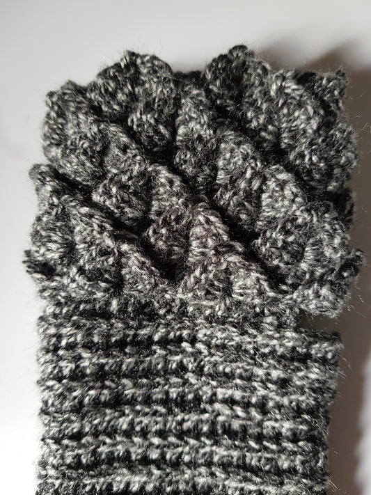Dragonscale Fingerless Gloves
