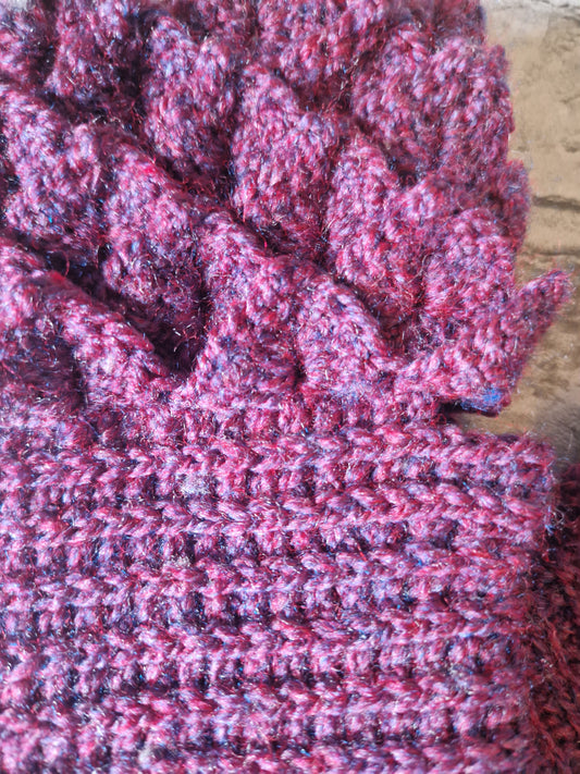 Dragonscale Fingerless Gloves