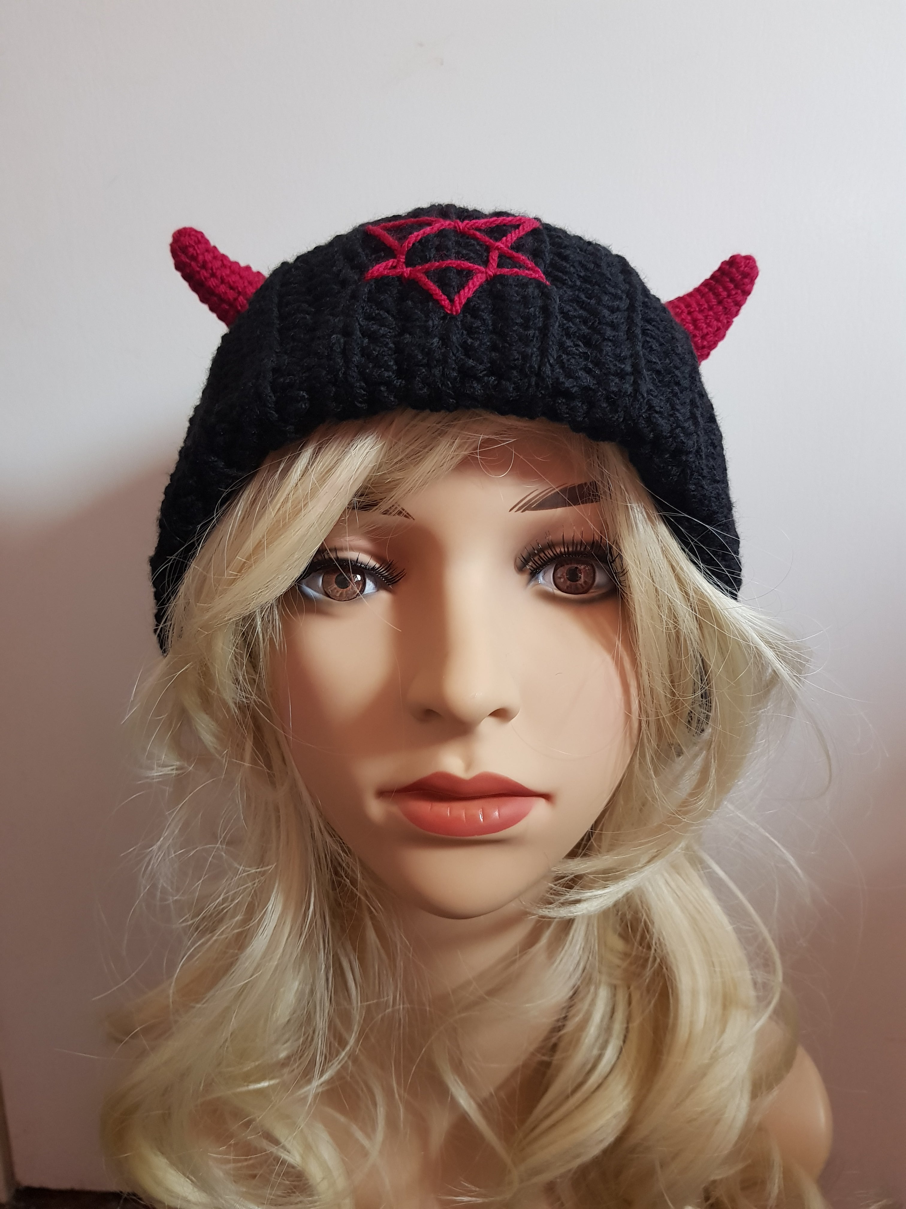 Devil Hat (dark red) – witchesblythe