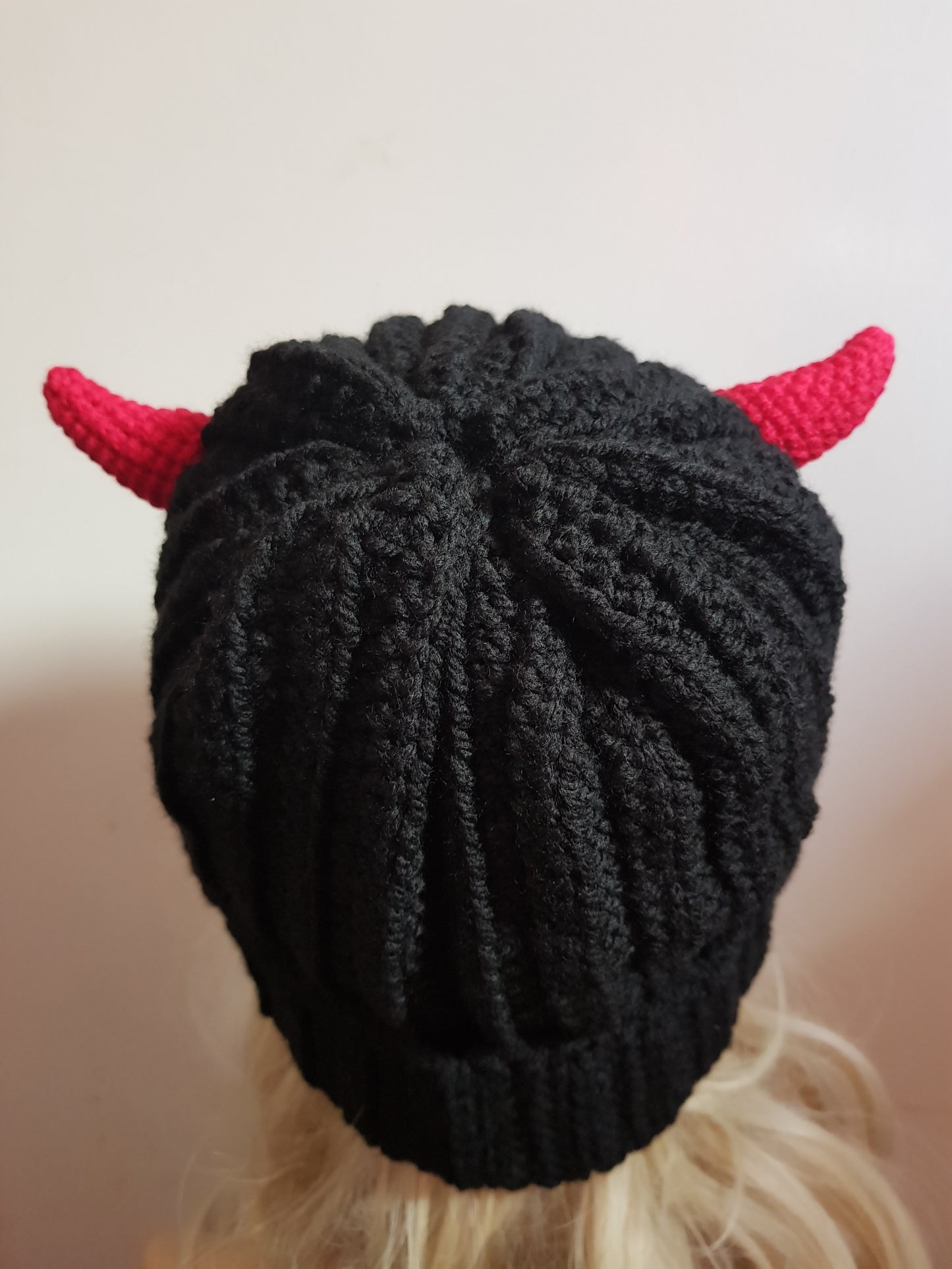 Devil Hat (bright red)