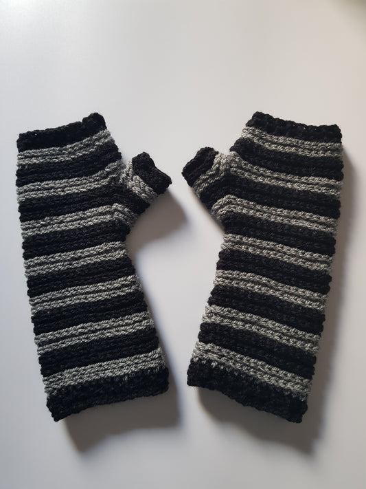 Fingerless Gloves