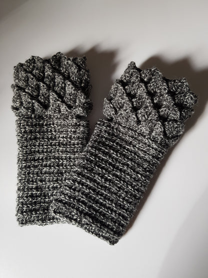 Dragonscale Fingerless Gloves