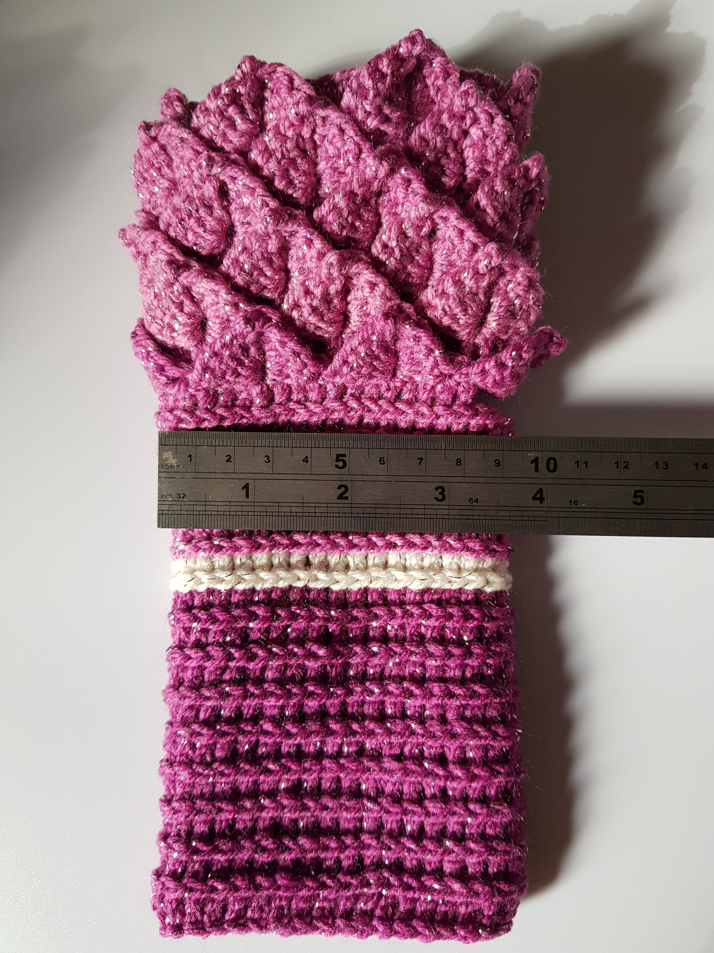 Dragonscale Fingerless Gloves