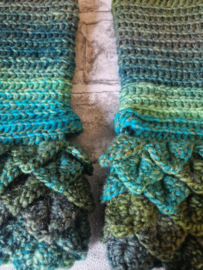 Dragonscale Fingerless Gloves